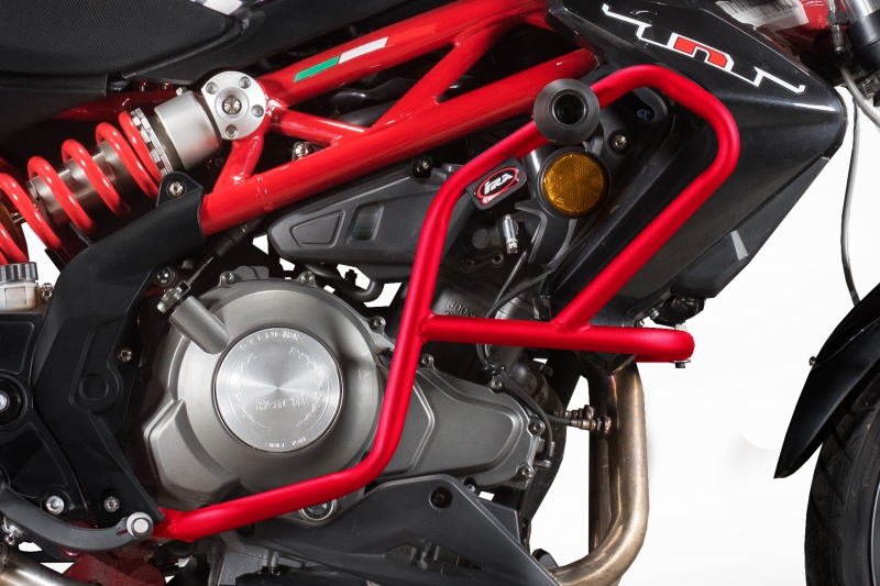 Benelli 300 Defensa Roja IRA