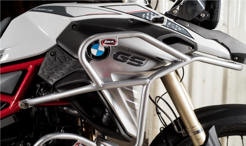 BMW F800 Trophy Gs DEFENSA IRA